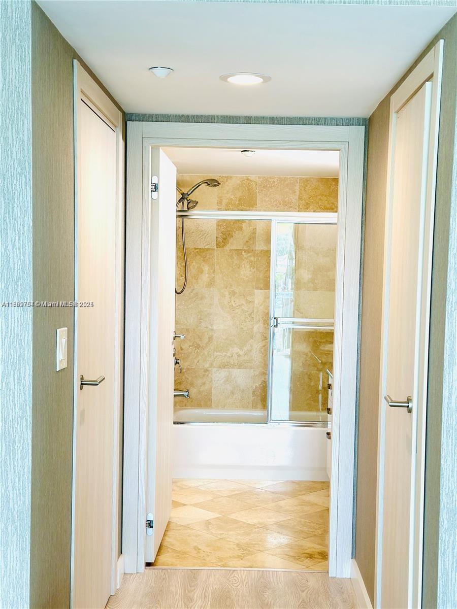 HALLANDALE BEACH PRIVATE - Residential Lease