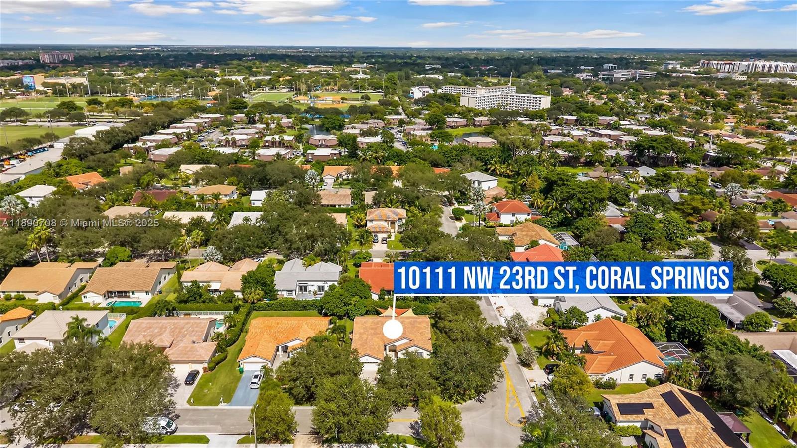 ADDISON COURT - Residential