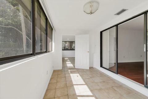 Tiny photo for 380 Fairway Cir #46, Weston, FL 33326 (MLS # A12007227)