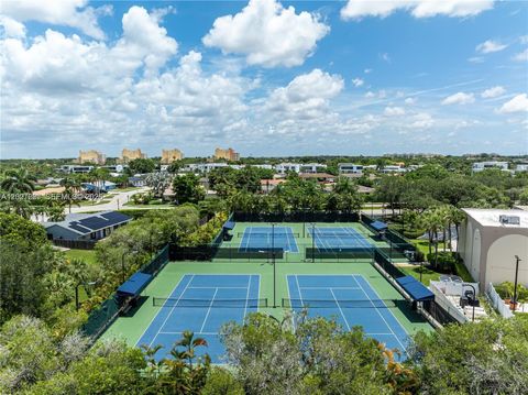 Tiny photo for 380 Fairway Cir #46, Weston, FL 33326 (MLS # A12007227)