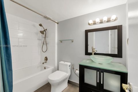 Tiny photo for 380 Fairway Cir #46, Weston, FL 33326 (MLS # A12007227)