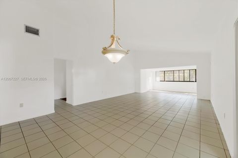 Tiny photo for 380 Fairway Cir #46, Weston, FL 33326 (MLS # A12007227)