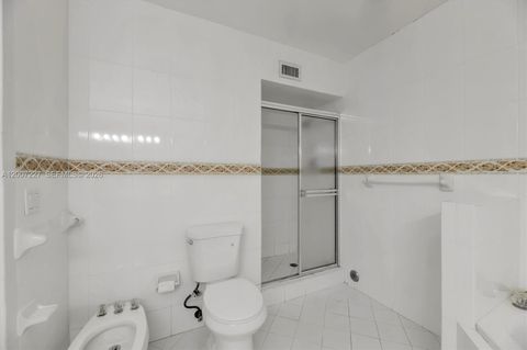 Tiny photo for 380 Fairway Cir #46, Weston, FL 33326 (MLS # A12007227)