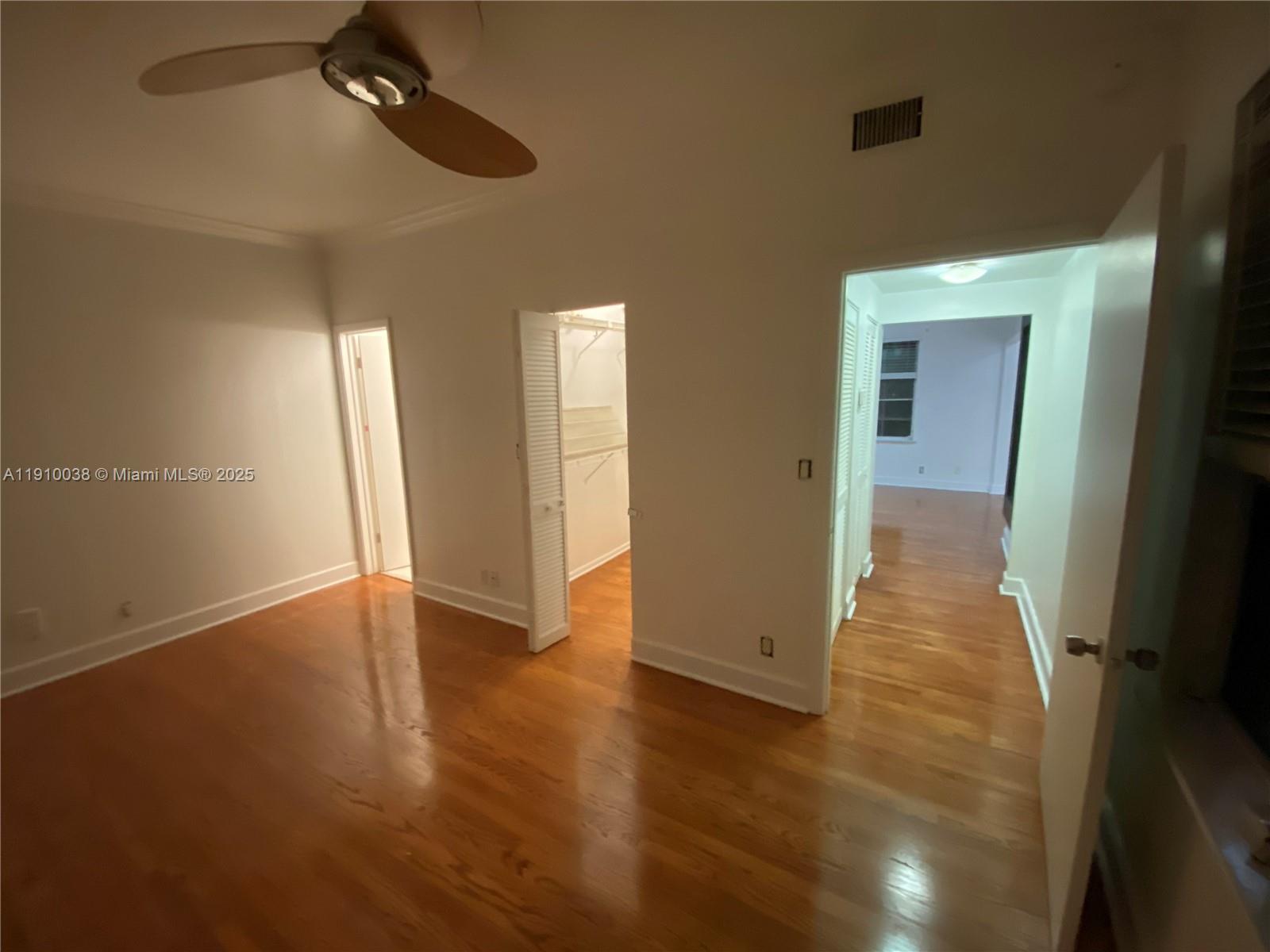 ART DECO CONDO - Residential Lease