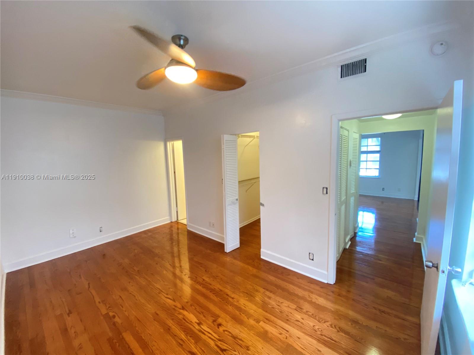 ART DECO CONDO - Residential Lease