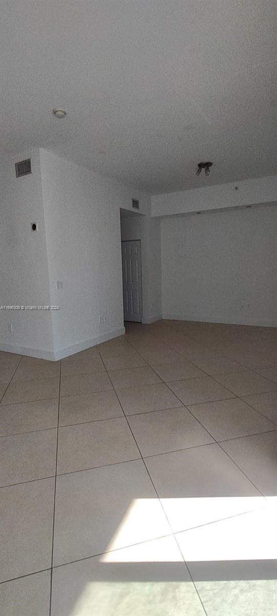 UPTOWN LOFTS CONDO - Residential