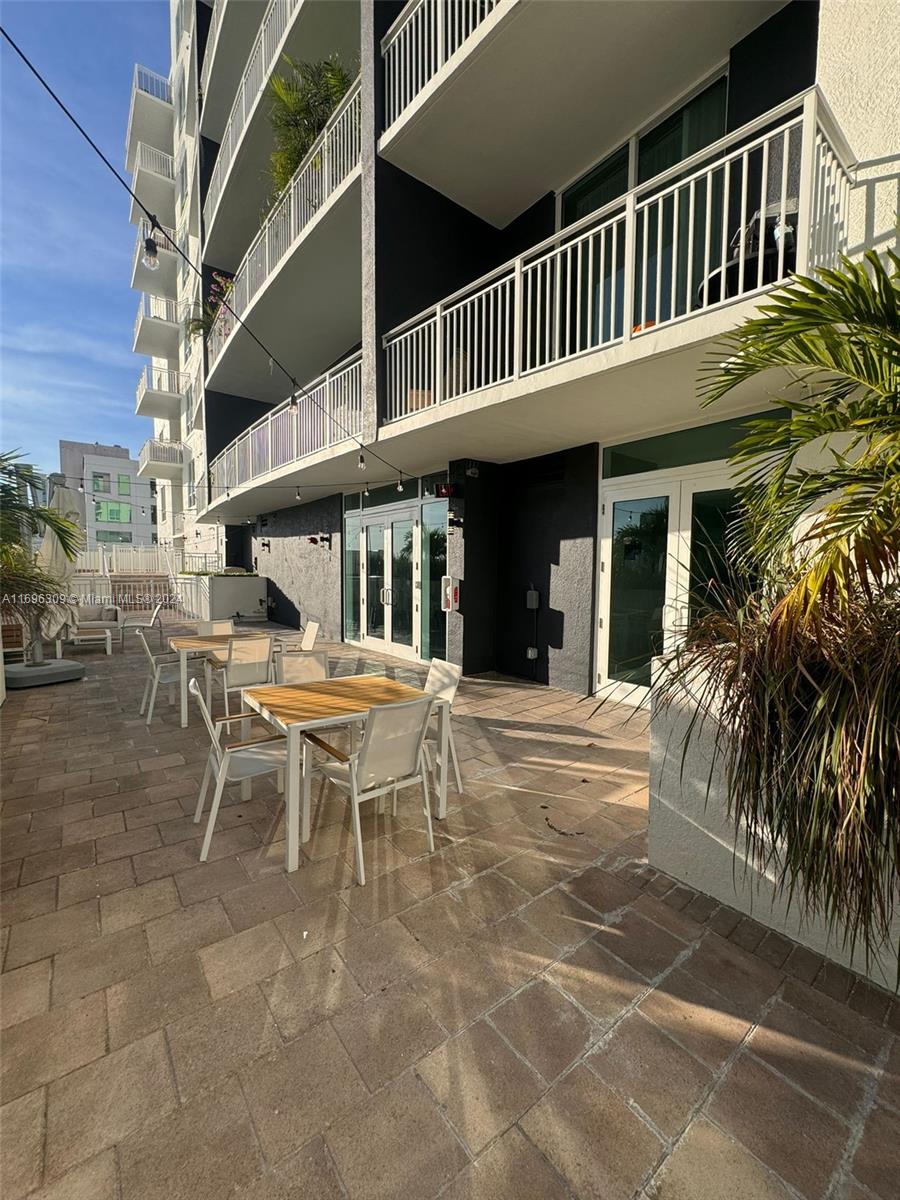 UPTOWN LOFTS CONDO - Residential