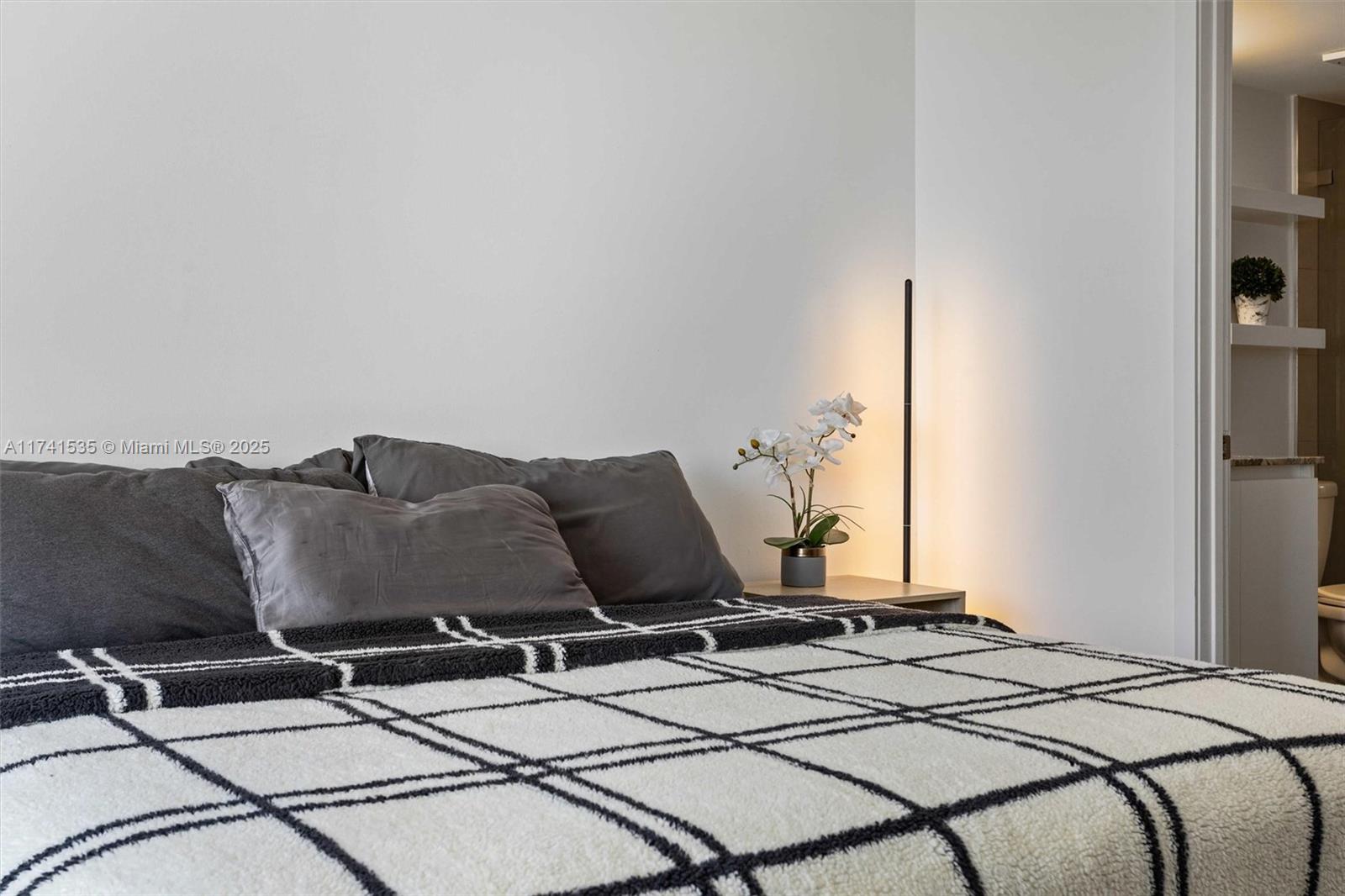 BRICKELL KEY II CONDO - Residential