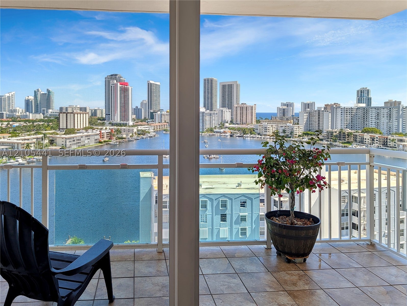 437 Golden Isles Dr 15F