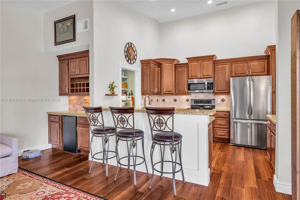 Photo of 10186 Balsa Way, Palm Beach Gardens, FL 33410 (MLS # A11824306)