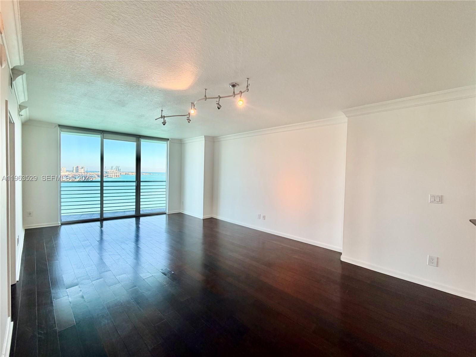 335 S Biscayne Blvd 2512