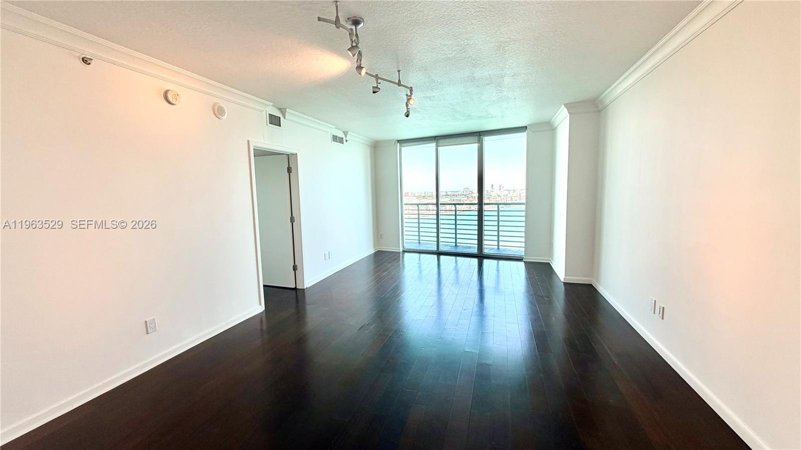 335 S Biscayne Blvd 2512