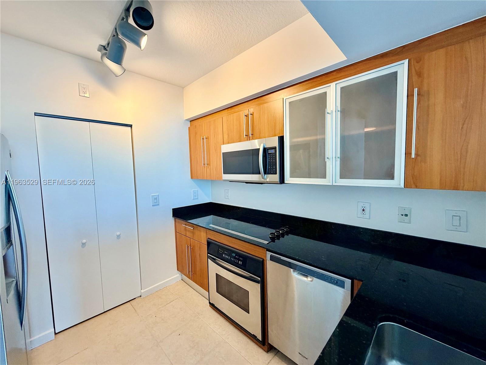 335 S Biscayne Blvd 2512