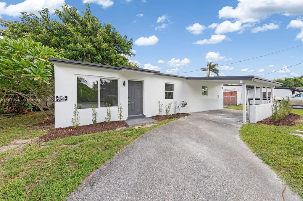 Photo of 6117 NW 27th St, Margate, FL 33063 (MLS # A11879548)