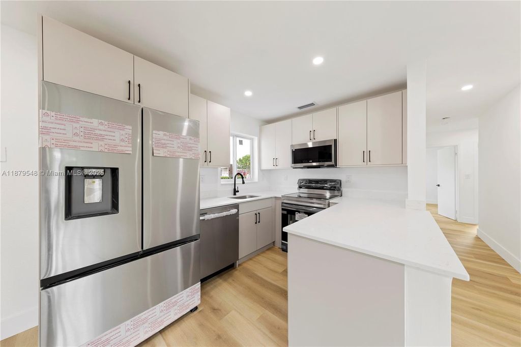 Photo of 6117 NW 27th St, Margate, FL 33063 (MLS # A11879548)