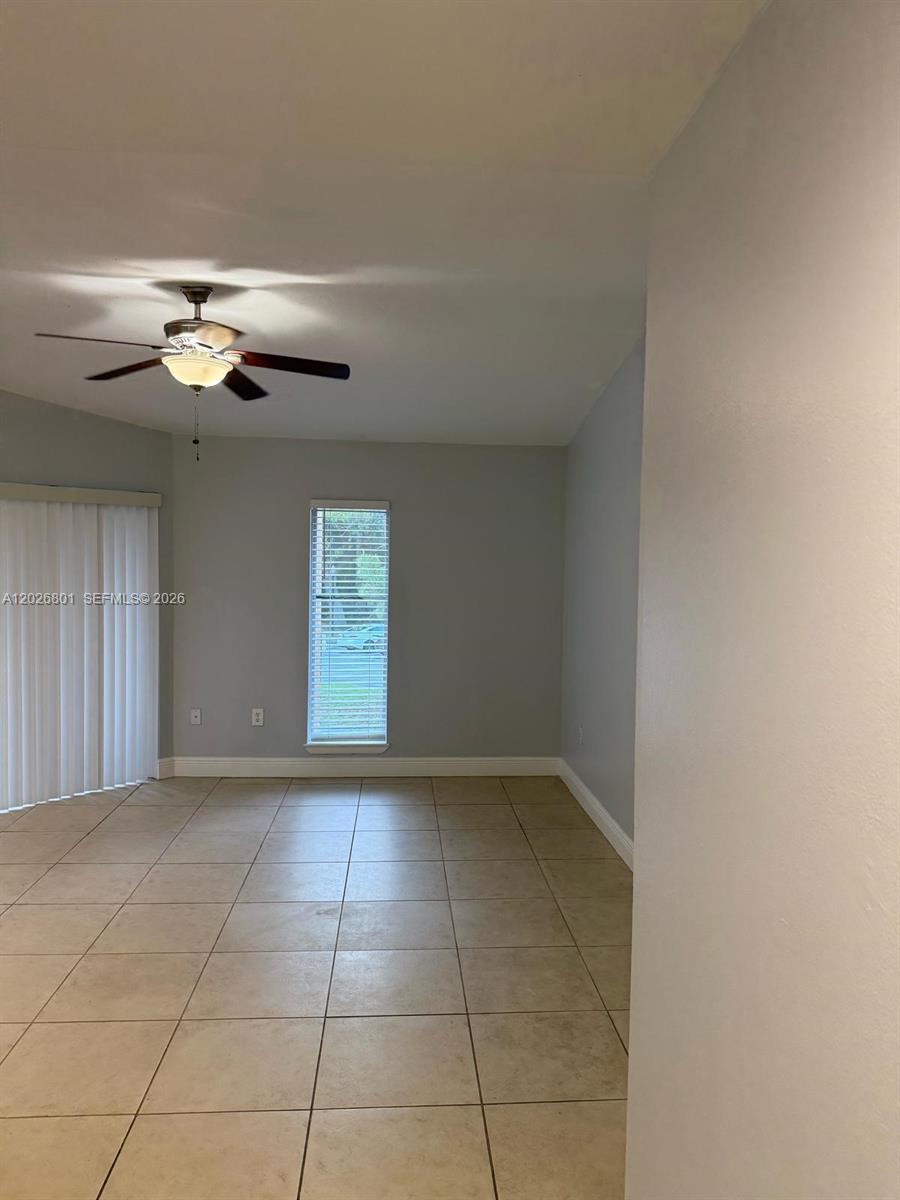 4807 Via Palm Lks 1520, West Palm Beach, FL, 33417/$159,900 4 4807 Via Palm Lks 1520