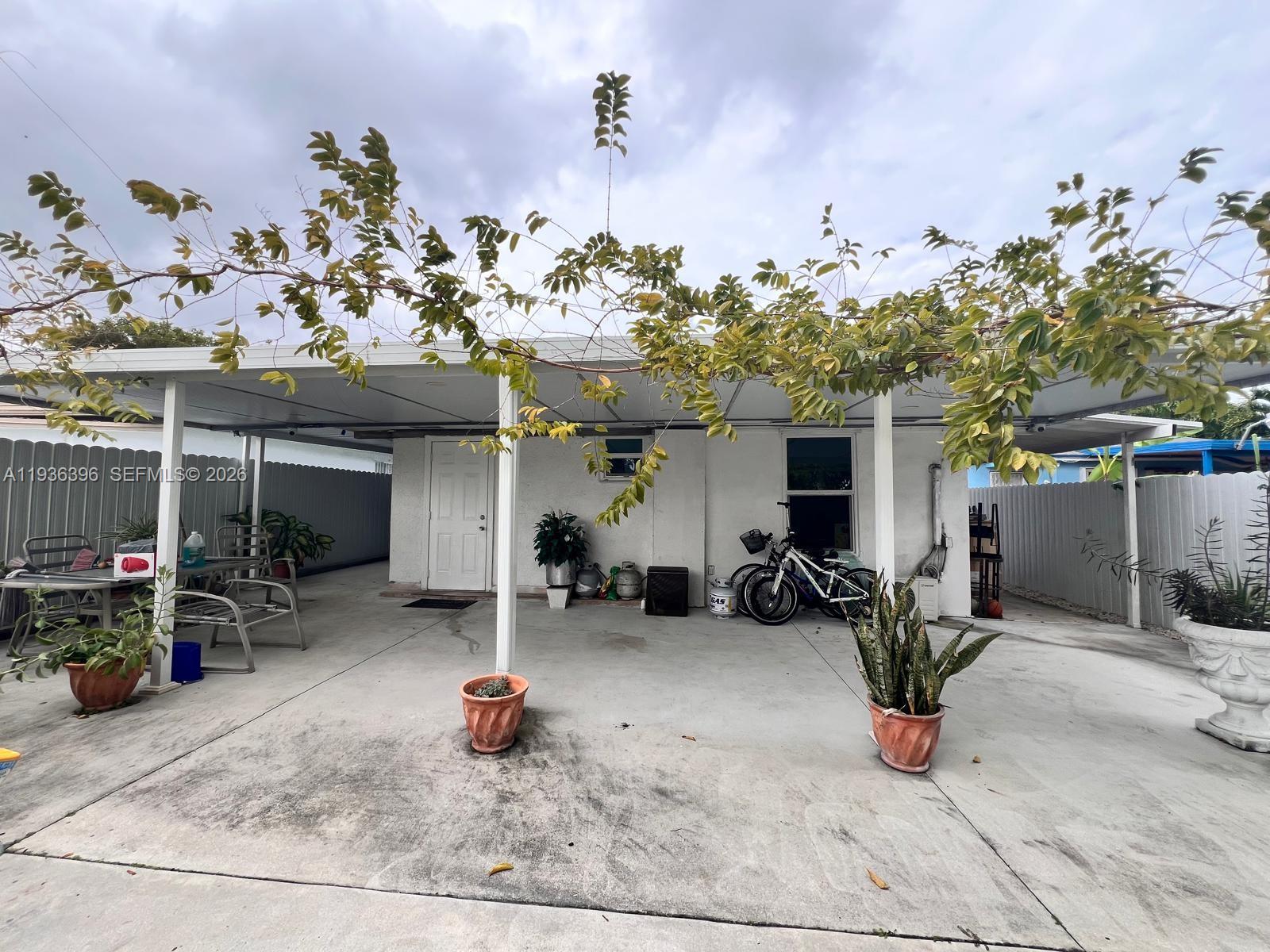 HIALEAH HEIGHTS - Residential