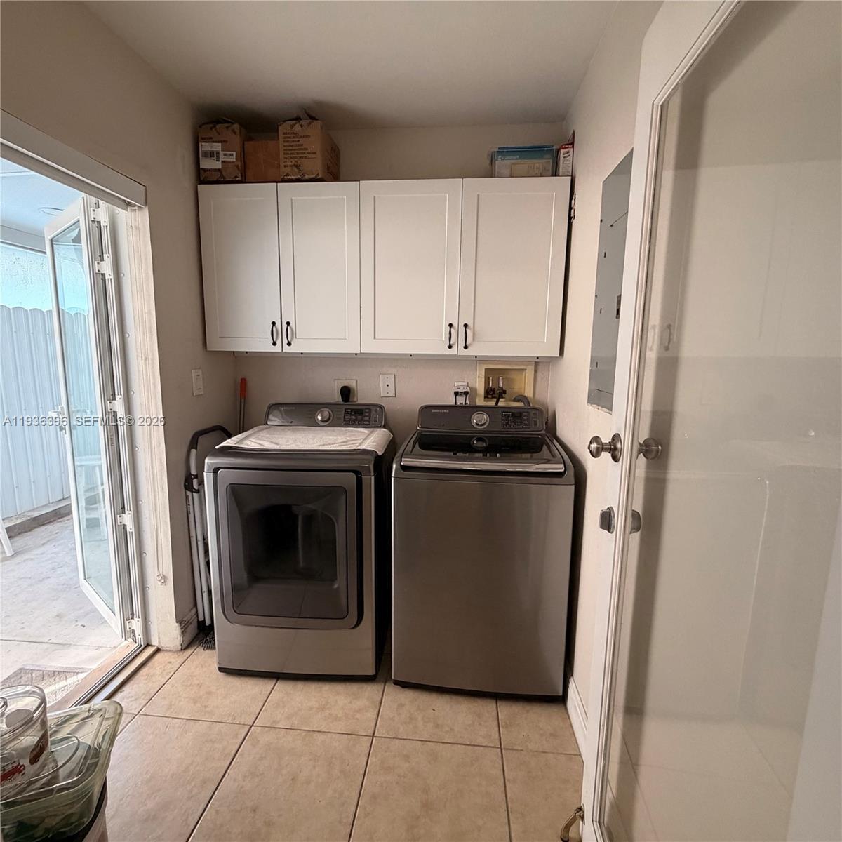 HIALEAH HEIGHTS - Residential