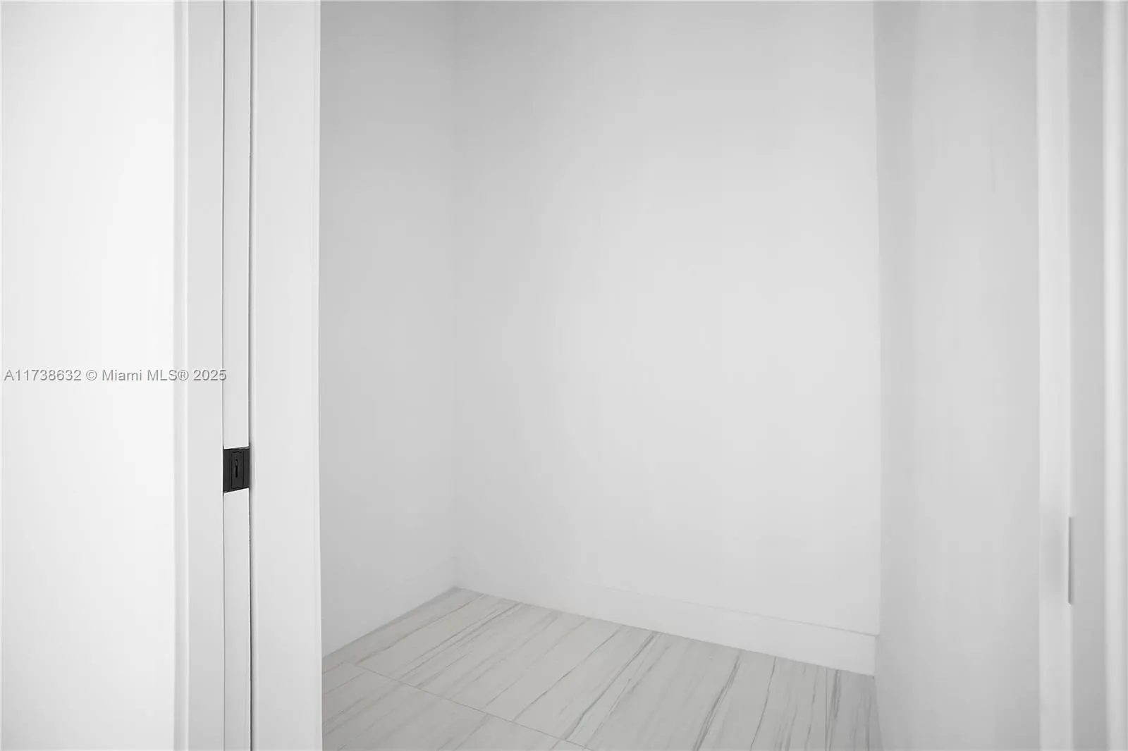 Miami, Florida 33127, United States, 3 Bedrooms Bedrooms, ,3 BathroomsBathrooms,Residential,Active,9581