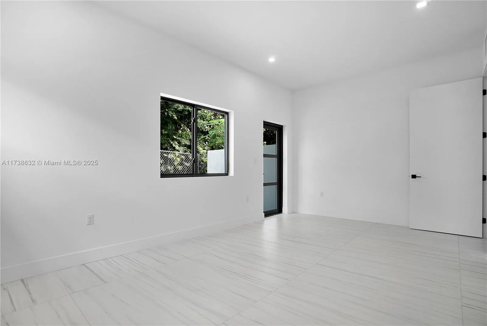 Miami, Florida 33127, United States, 3 Bedrooms Bedrooms, ,3 BathroomsBathrooms,Residential,Active,9581