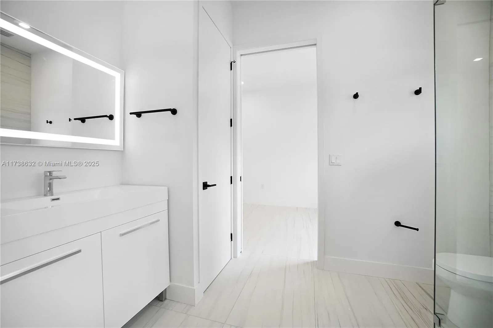 Miami, Florida 33127, United States, 3 Bedrooms Bedrooms, ,3 BathroomsBathrooms,Residential,Active,9581