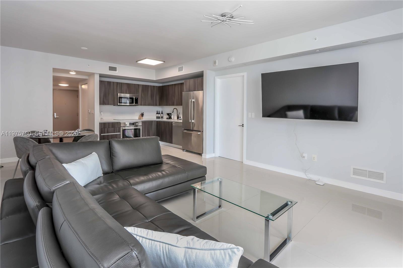 ARIA ON THE BAY CONDO - Residential Lease