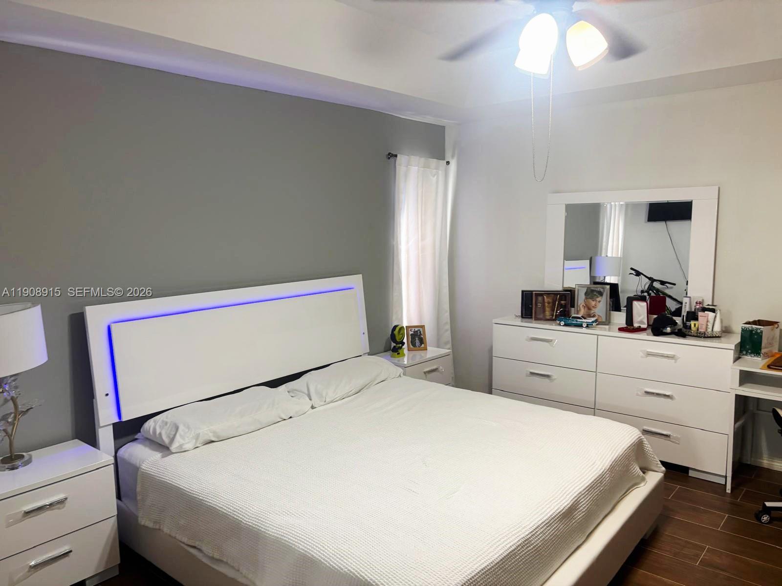 GOLDER GATE EST - Residential