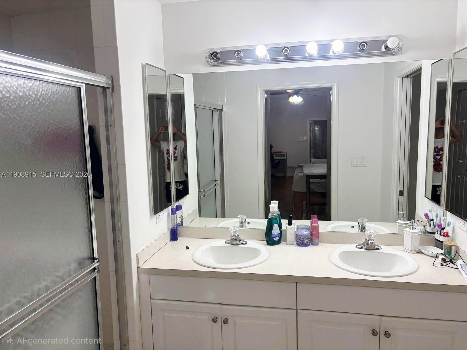 GOLDER GATE EST - Residential