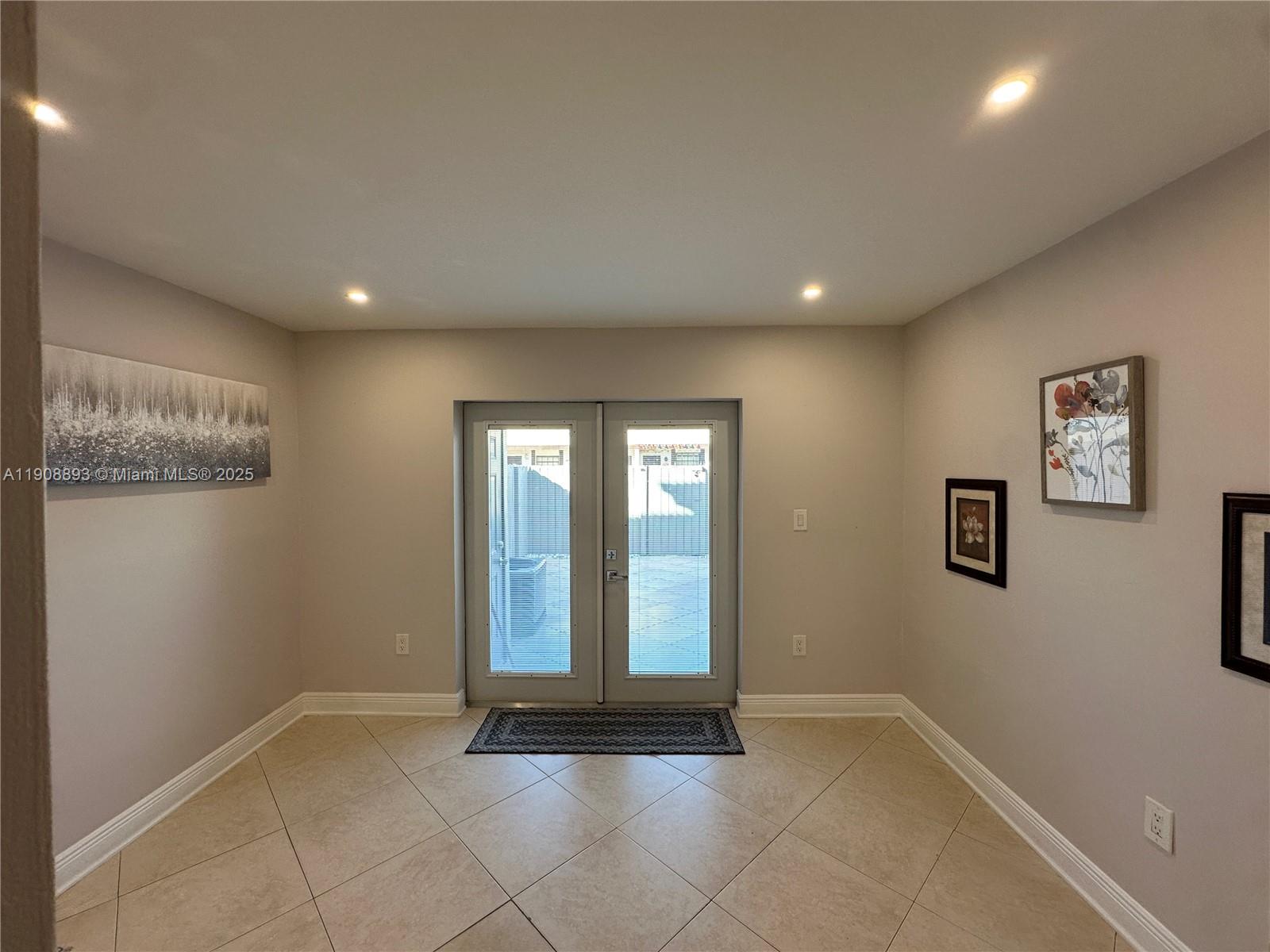 MILLER DREAM TOWNHOMES CO - Residential