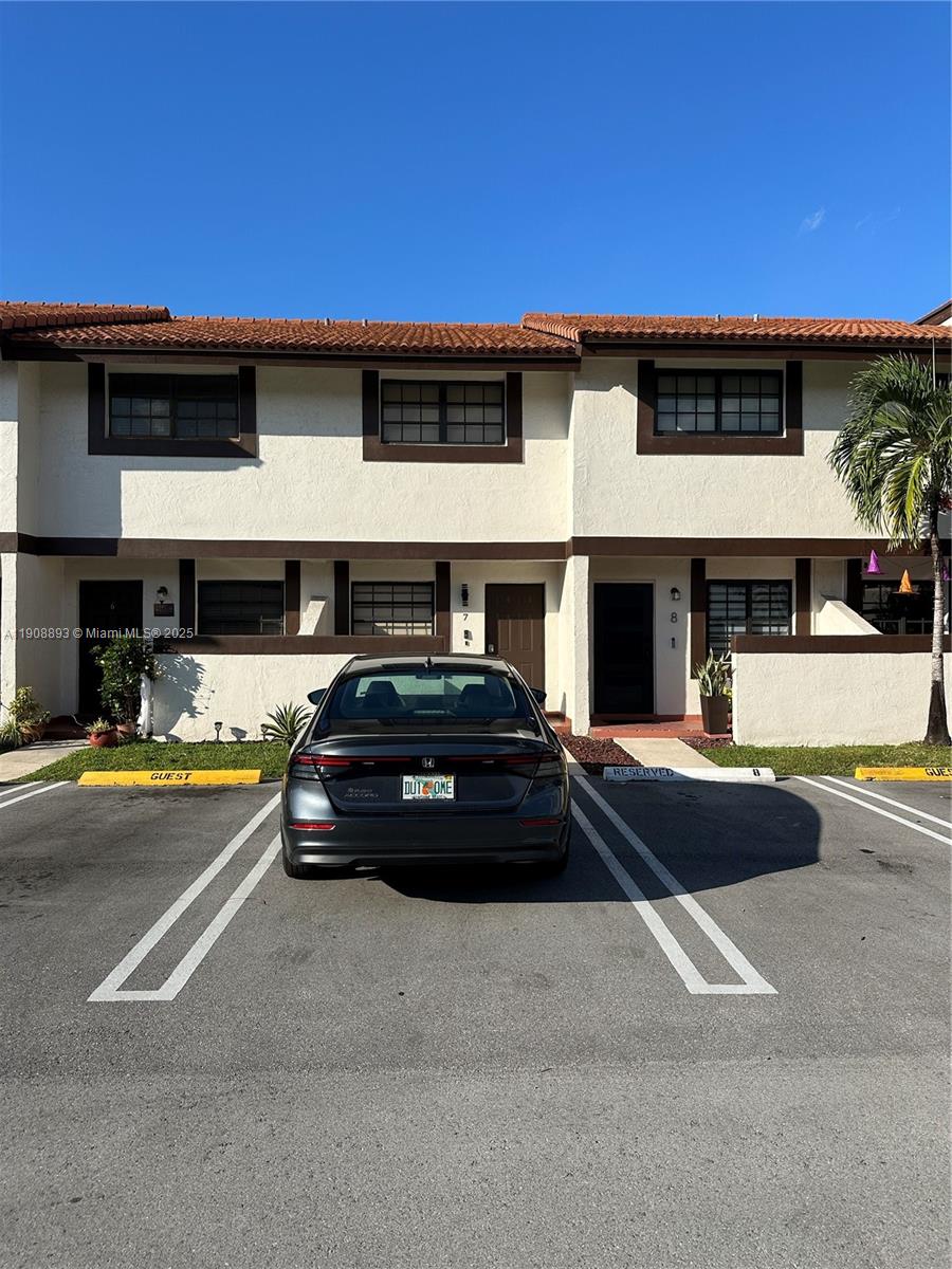 MILLER DREAM TOWNHOMES CO - Residential