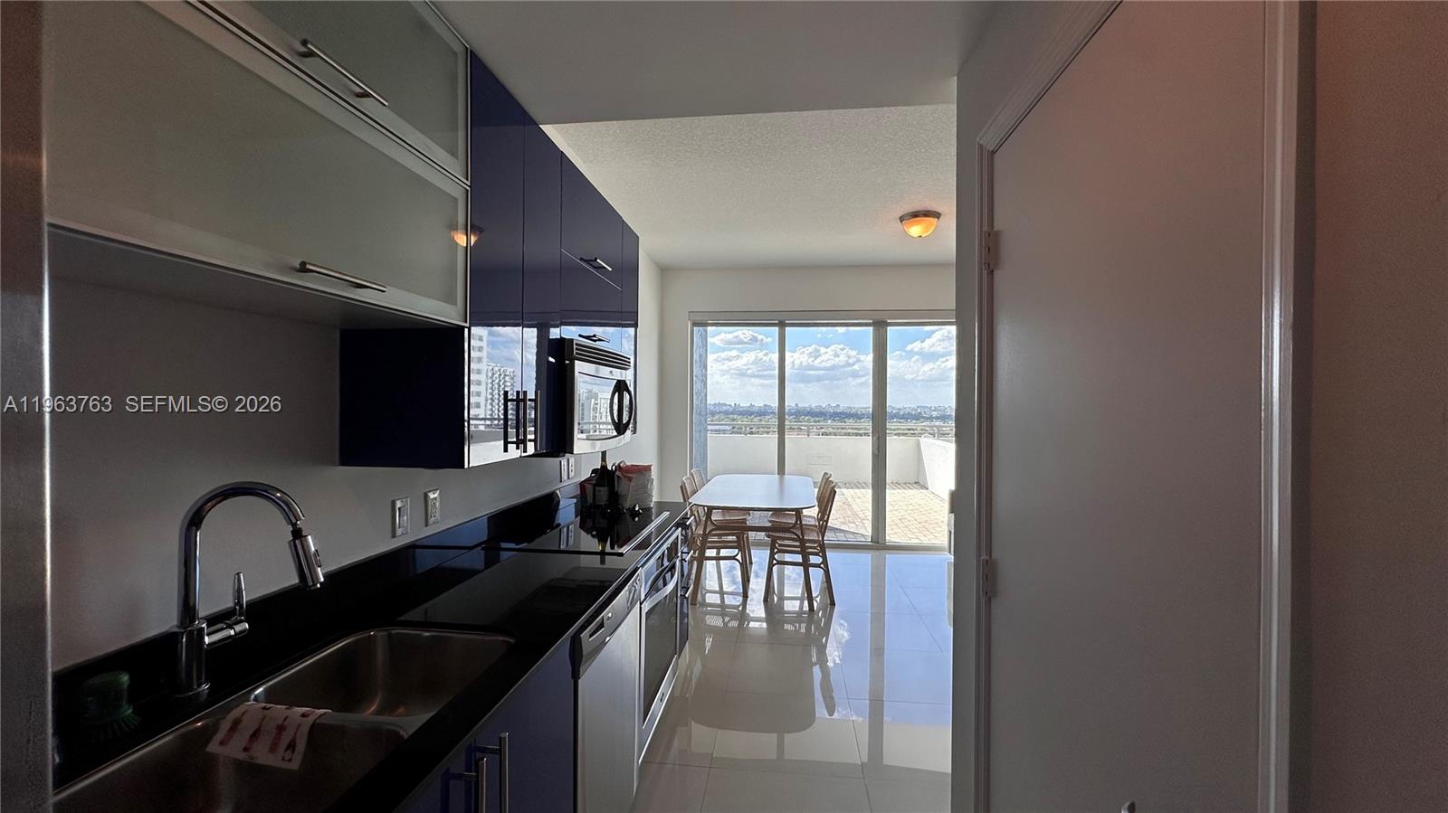 INFINITY AT BRICKELL COND - Residential Lease