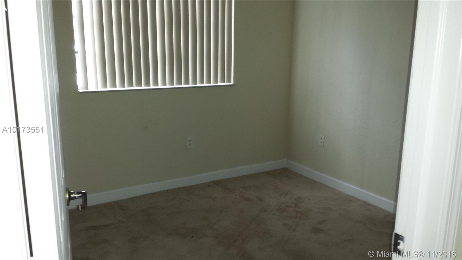 CARIBBEAN ISLES VILLAS CO - Residential Lease