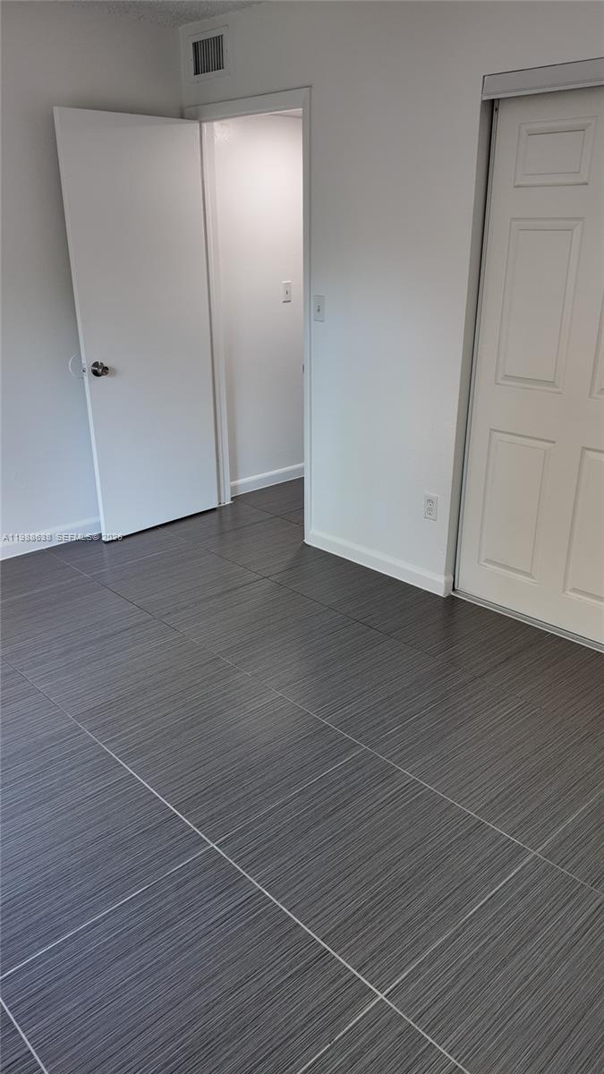 A A DOOLEY SUB - Residential Lease