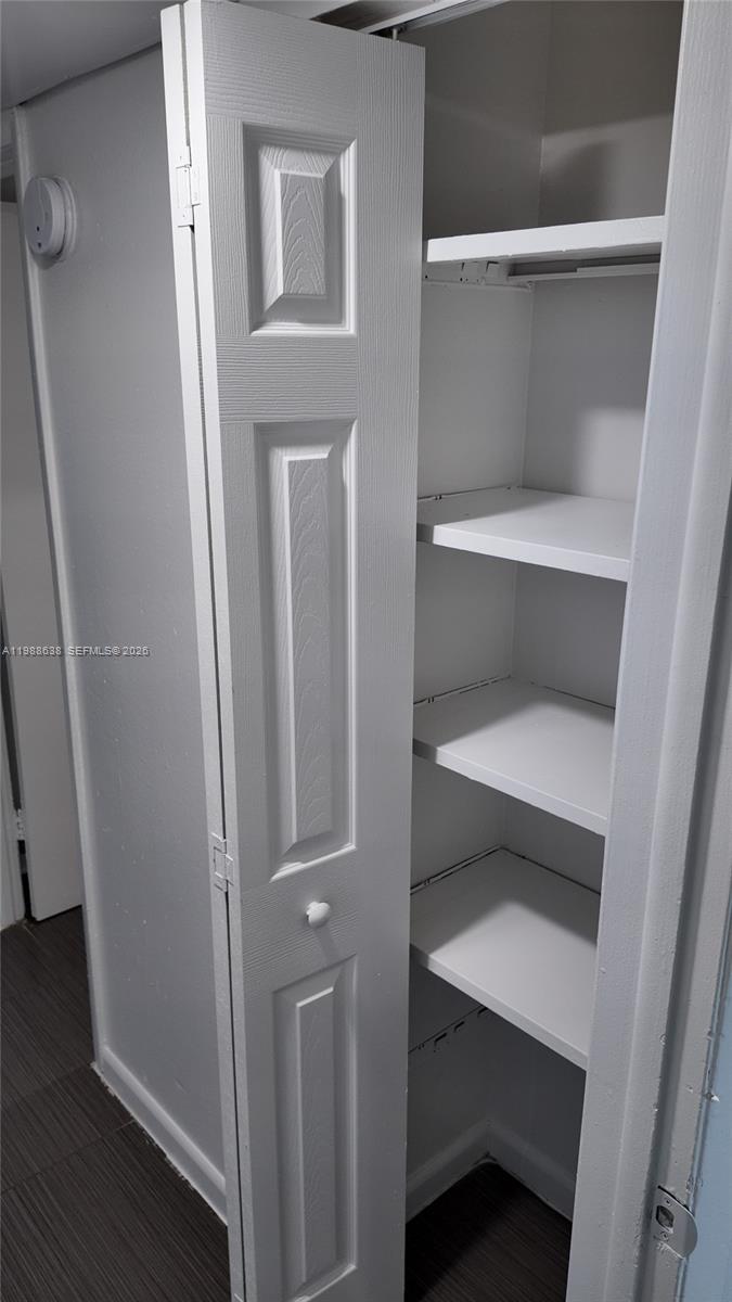 A A DOOLEY SUB - Residential Lease