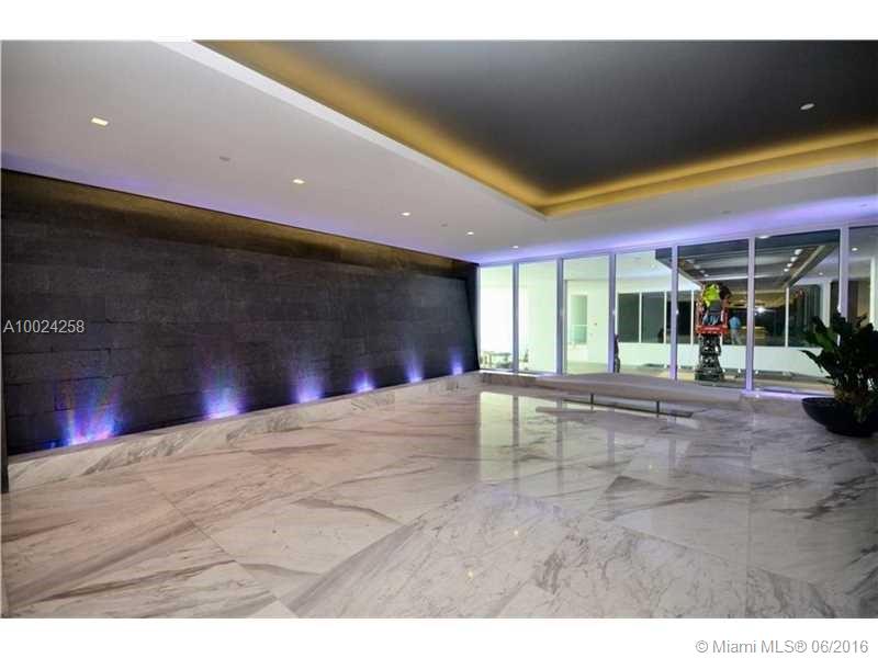 400 SUNNY ISLES - Residential Lease