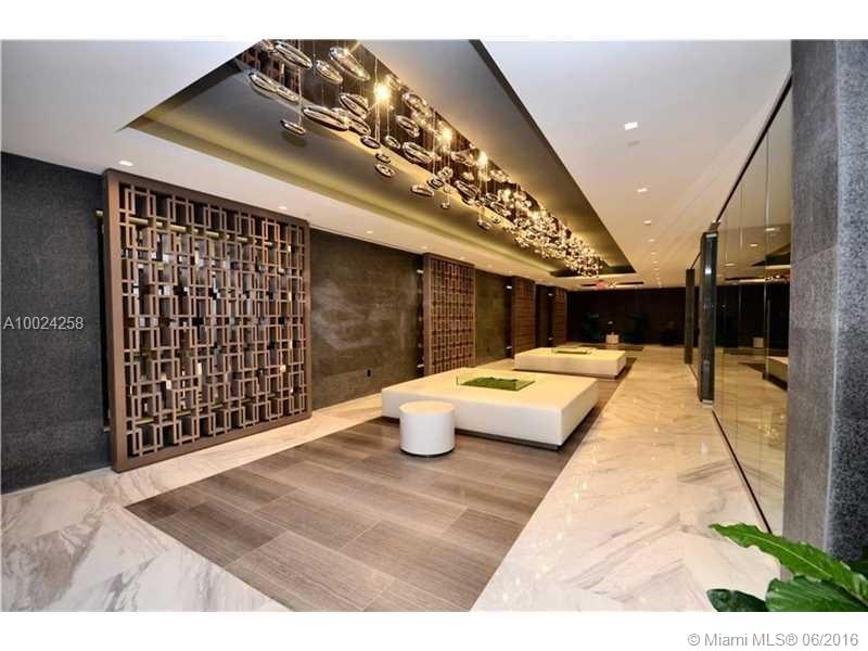 400 SUNNY ISLES - Residential Lease