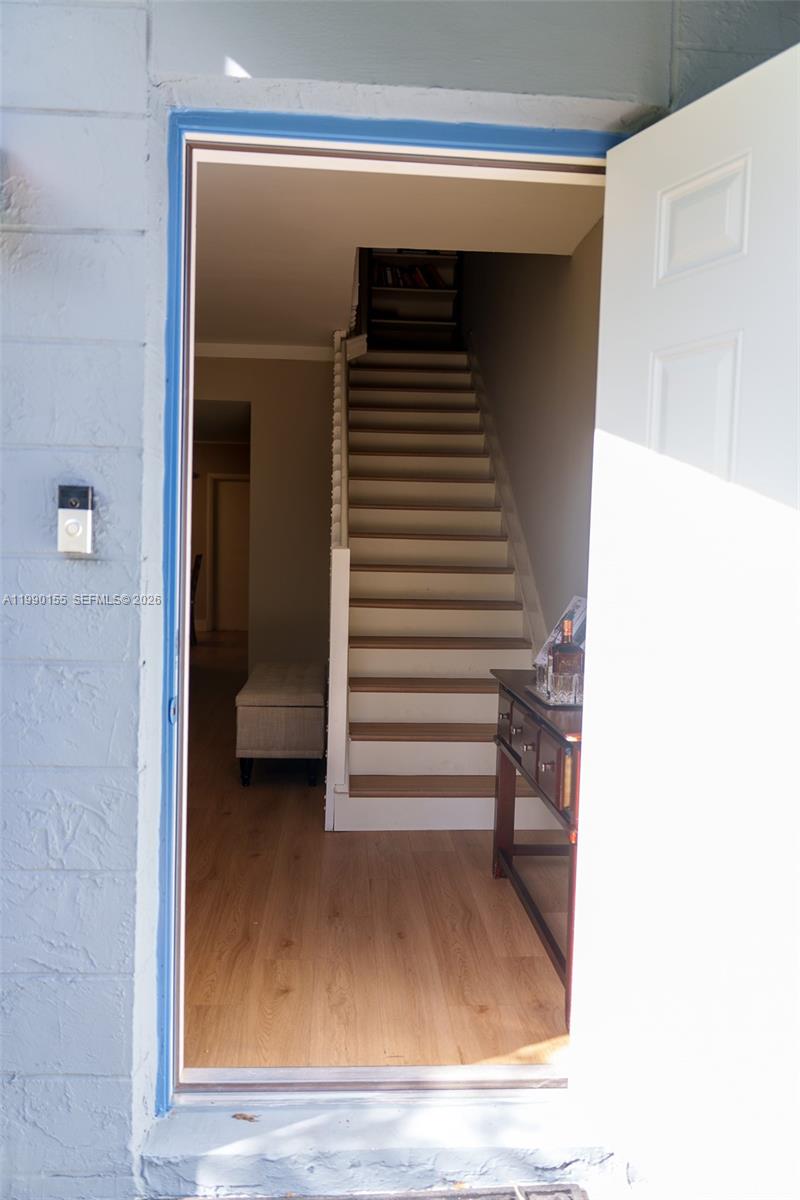 THE ARBOUR TOWNHOUSE COND - Residential