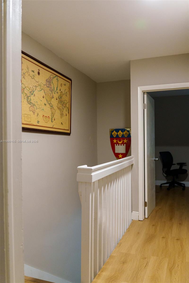 THE ARBOUR TOWNHOUSE COND - Residential