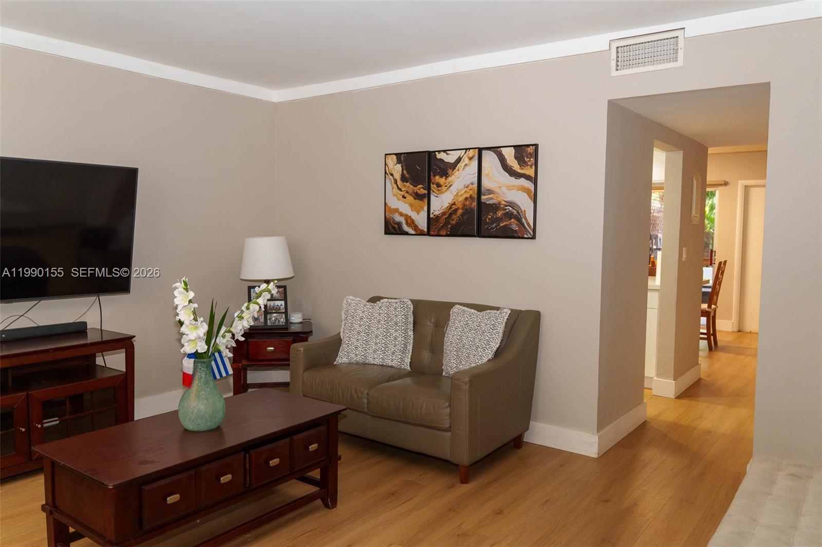 THE ARBOUR TOWNHOUSE COND - Residential