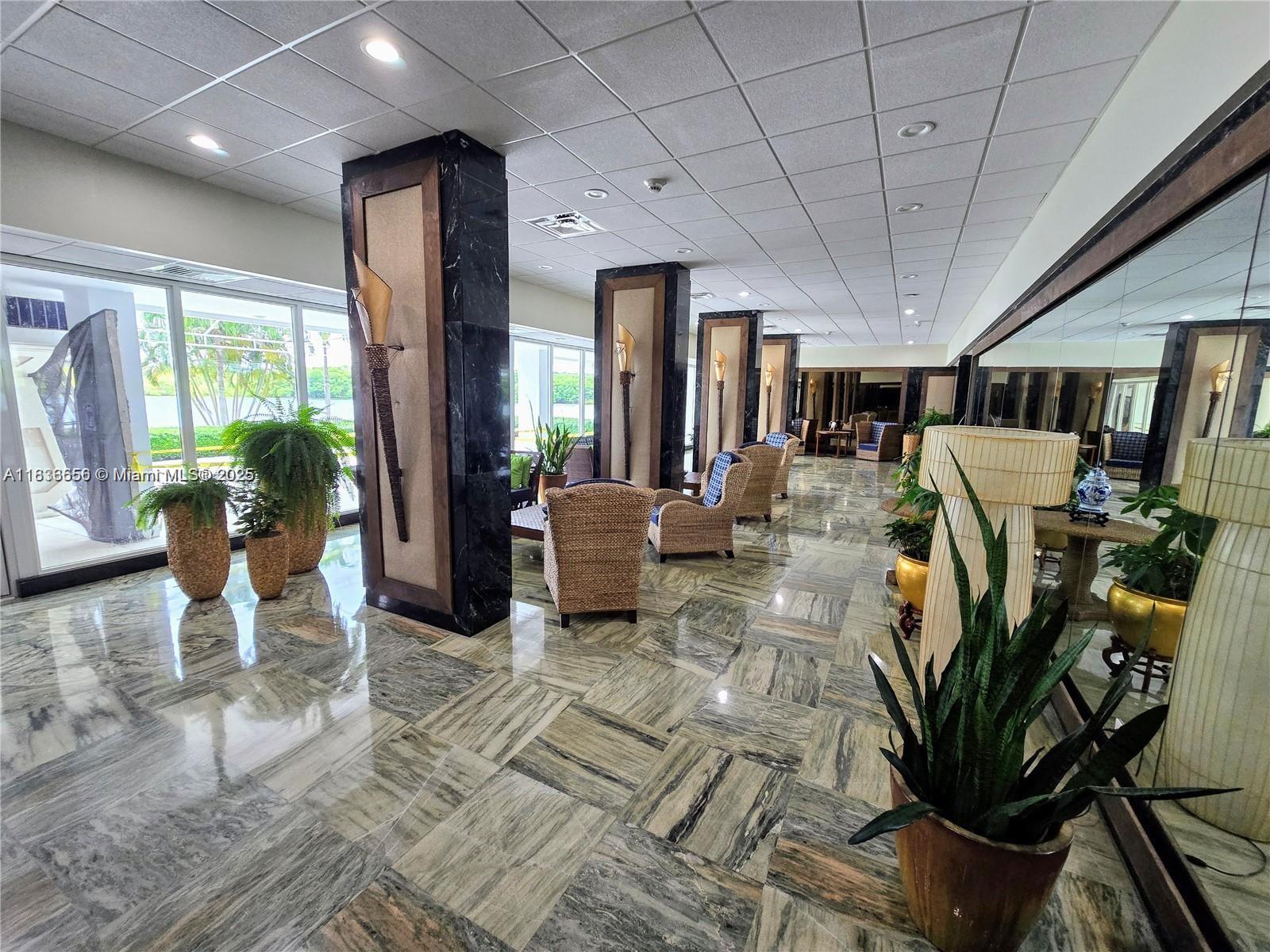 500 Bayview Dr 732