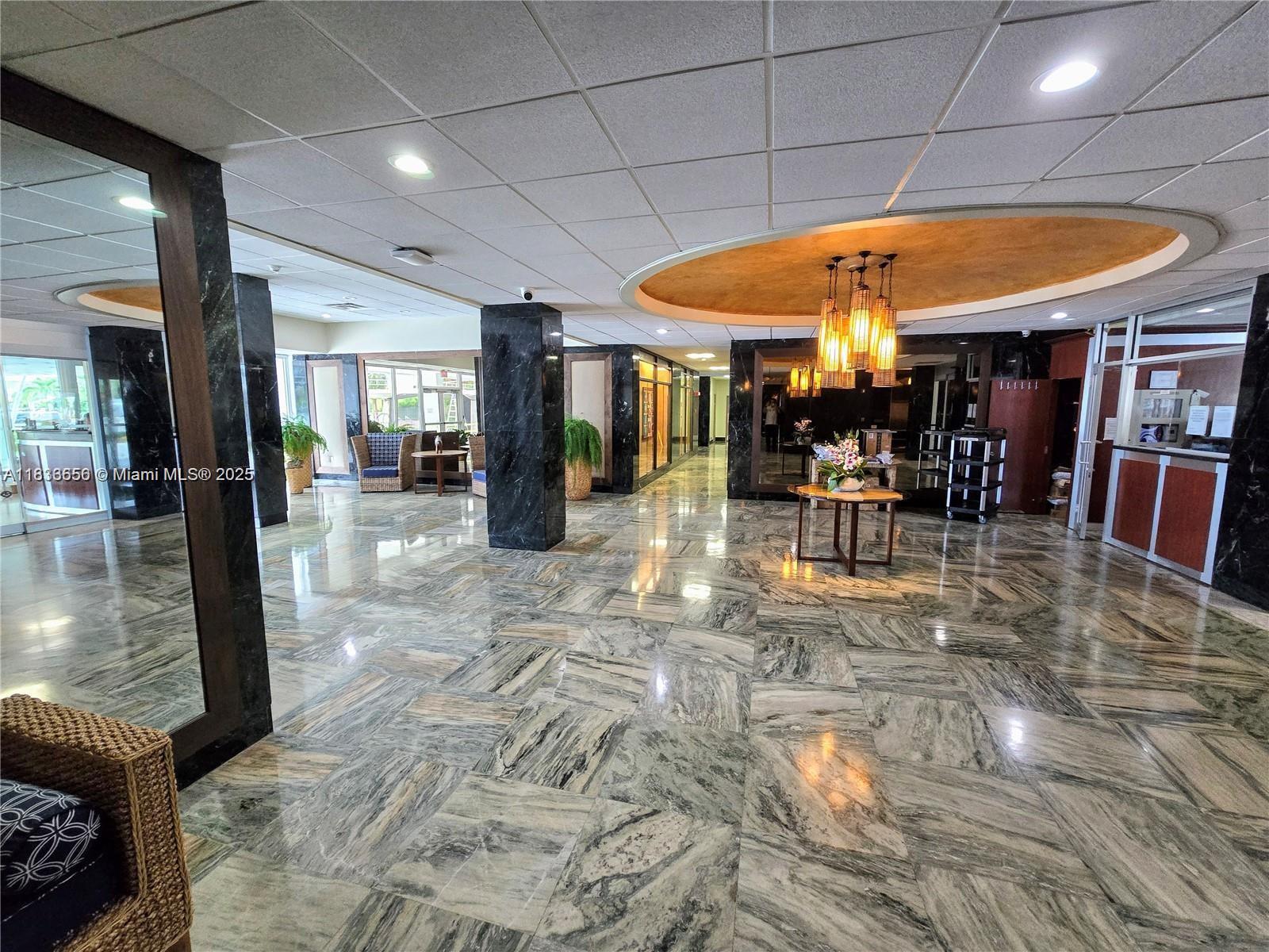 500 Bayview Dr 732