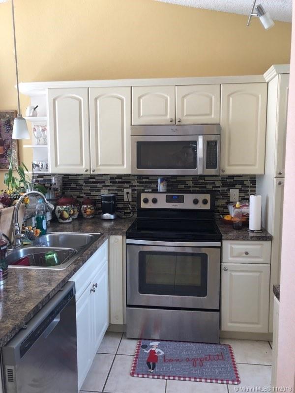 FC SUB WEST - Residential Lease