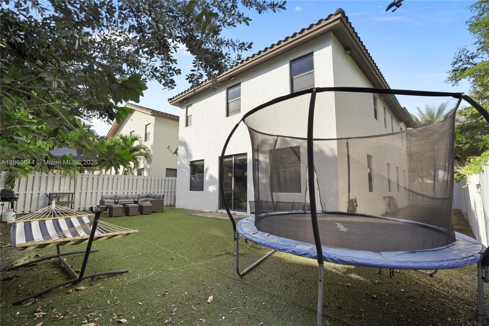 GRAND BAY NORTH - Residential