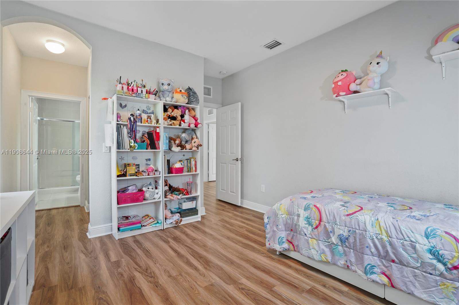 GRAND BAY NORTH - Residential