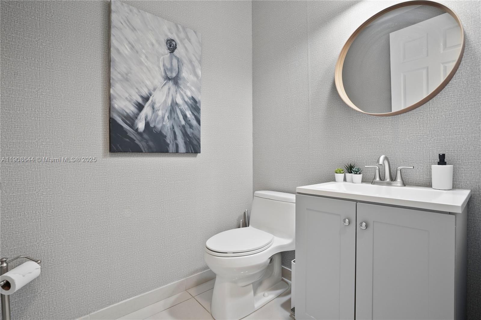 GRAND BAY NORTH - Residential