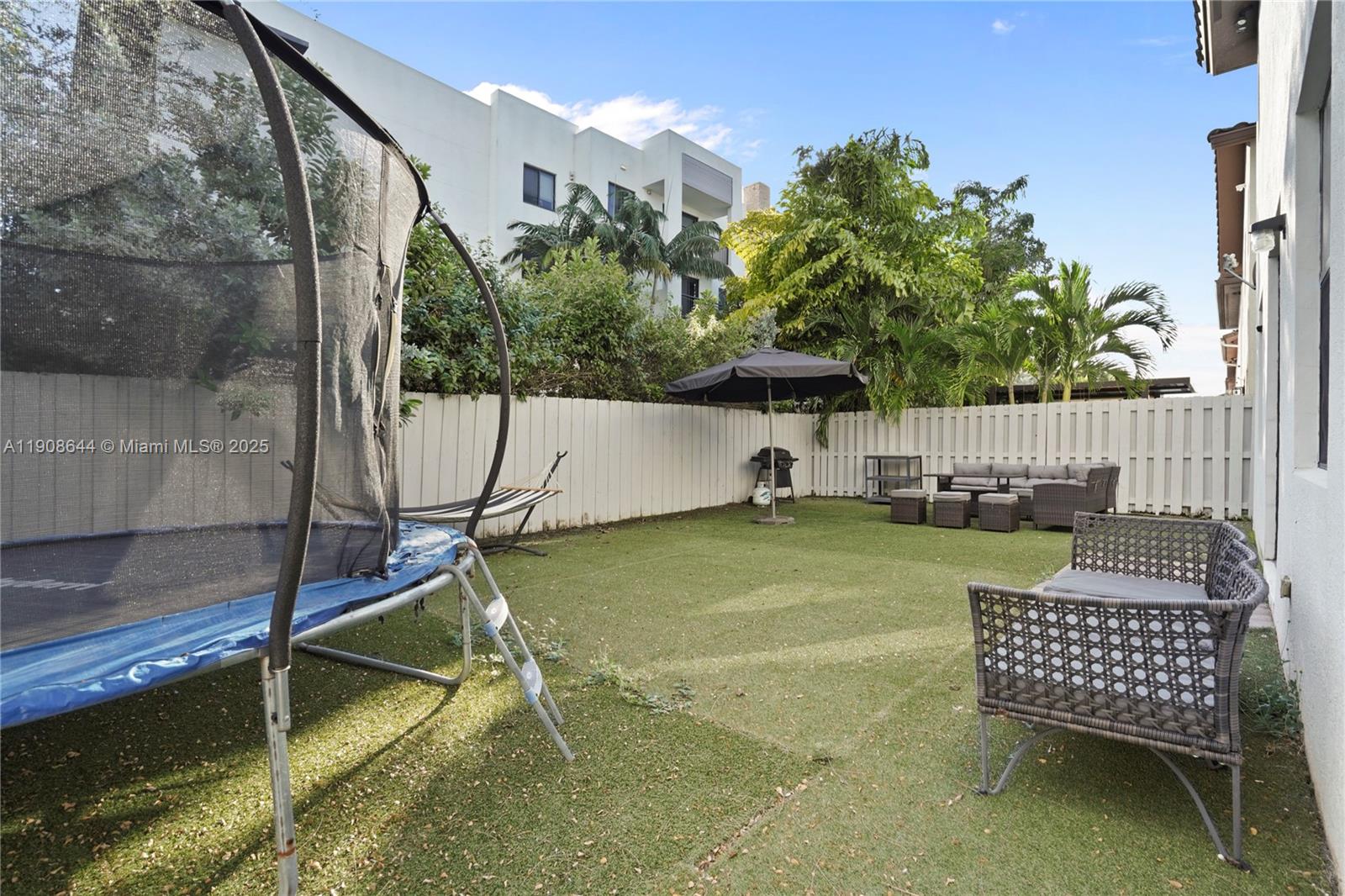 GRAND BAY NORTH - Residential