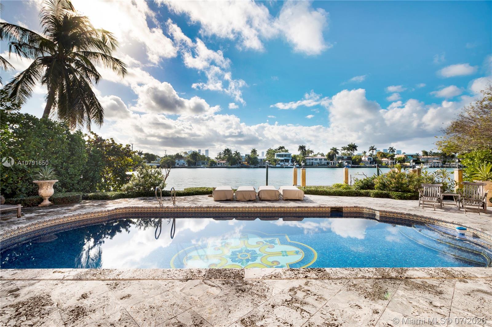 RIVO ALTO AMD - Residential