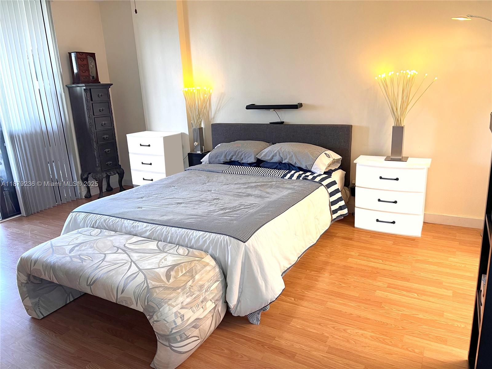 COUNTRY CLUB APTS AT - Residential Lease