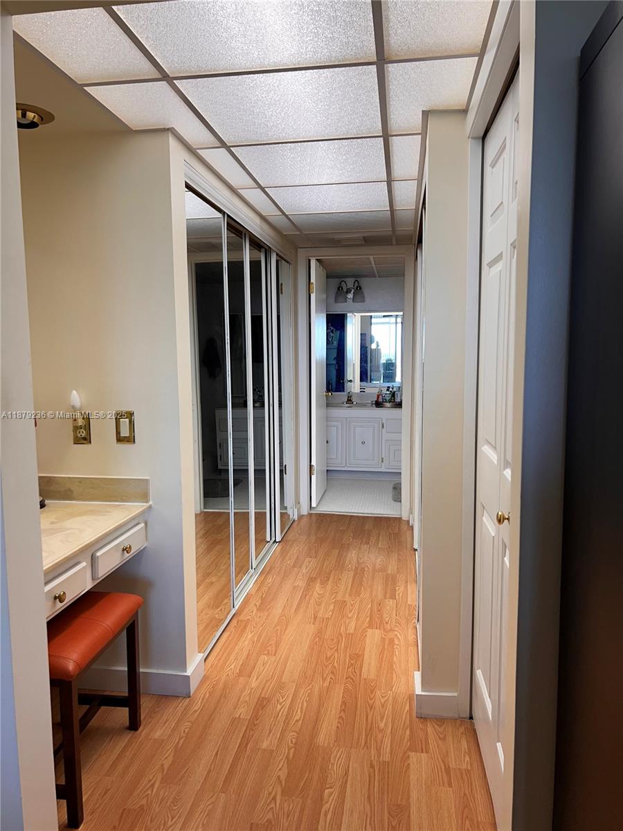 COUNTRY CLUB APTS AT - Residential Lease