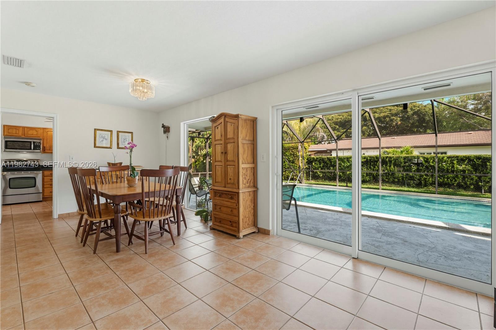 COUNTRY CLUB GROVE PART 3 - Residential